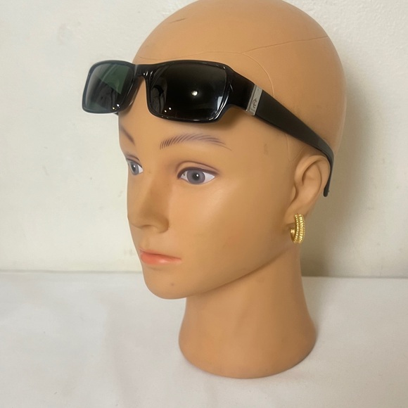 Coach Varick LC  (430) Rectangular Sunglasses Black W/Case OS. Unisex - Picture 6 of 16